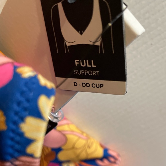 Rip Curl Kamari D-DD One Piece Swimsuit - Picture 8 of 11
